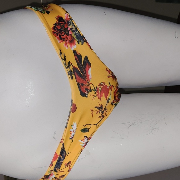 Gold/ Orange Bikini - Picture 3 of 6